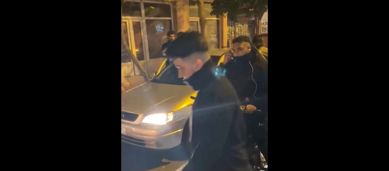 Βίντεο: Πακιστανοί κάνουν ότι θέλουν στην Αθήνα - Πρόστιμα, μπλόκα και κυνήγι για τους Έλληνες